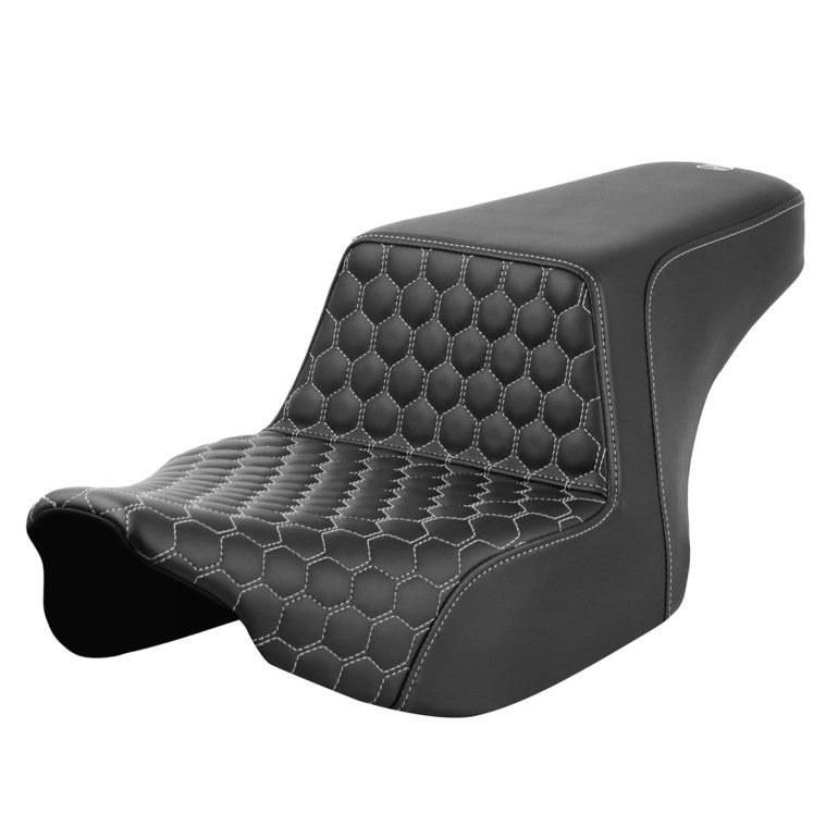 2024-25 Road Glide / Street Glide | 2023-25 CVO Road Glide / Street Glide Step-Up™ HC Seat, Silver Stitch