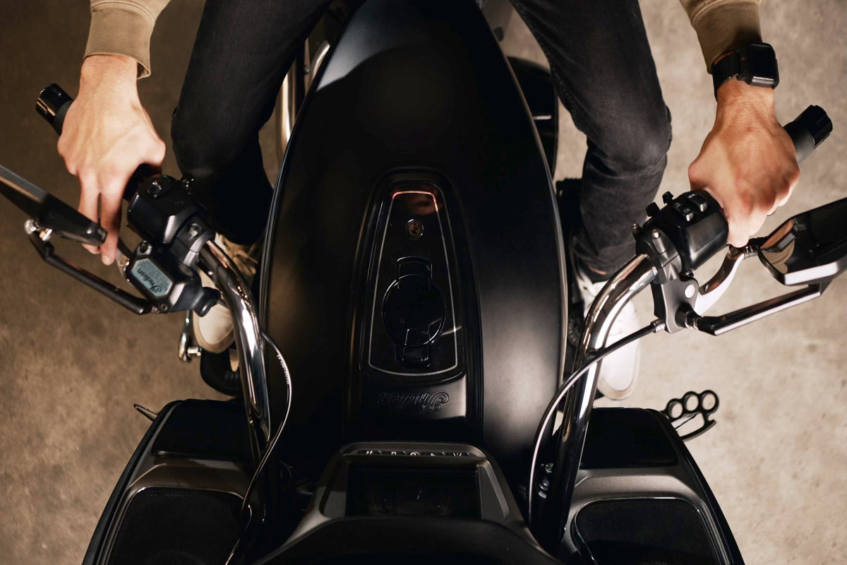 KST Kustoms Reduced Reach Handlebars — Indian Challenger / Chieftain